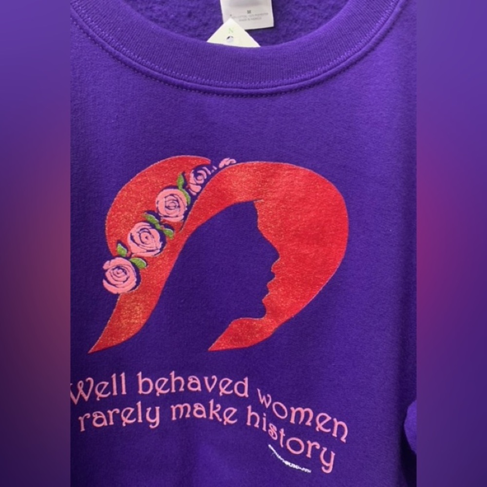 M to XL purple sweatshirt red hat well behaved woman rarely make history - Picture 2 of 2